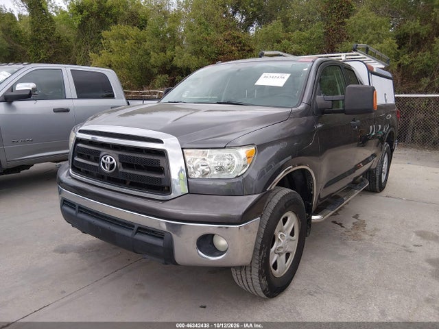 46342438 :رقم المزاد ، 5TFRM5F15DX056263 vin ، 2013 Toyota Tundra Grade 4.6l V8 مزاد بيع