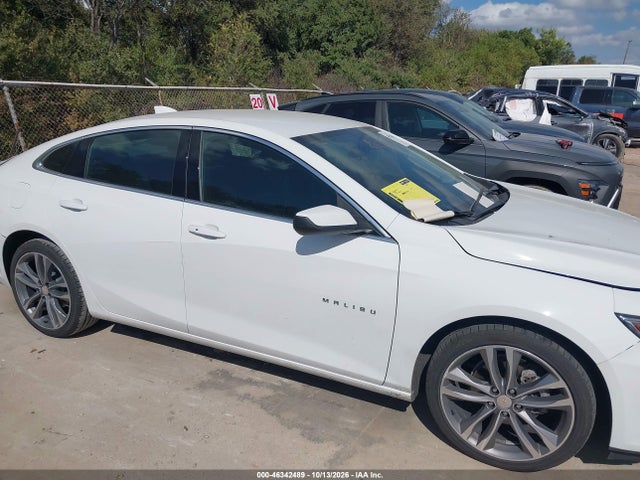1G1ZD5ST4SF153733 Chevrolet Malibu Fwd 1lt