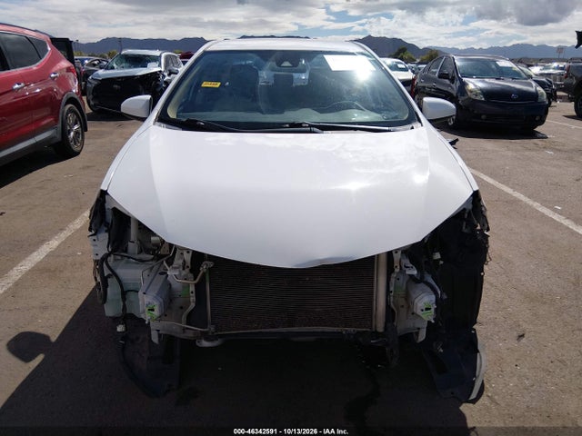 Toyota COROLLA LE 2018 2T1BURHE1JC102626 Image 13