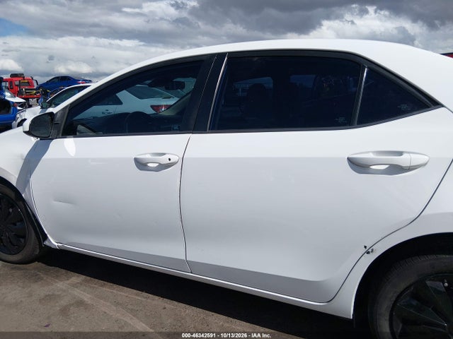 Toyota COROLLA LE 2018 2T1BURHE1JC102626 Image 15