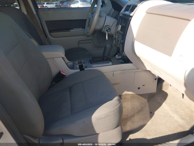 2009 Ford Escape Xlt მანქანა იყიდება აუქციონზე, vin: 1FMCU93GX9KA81858, აუქციონის ნომერი: 46342620