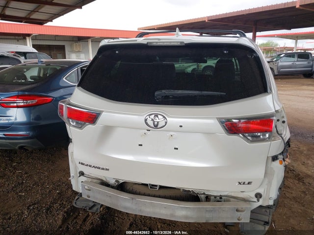 Toyota Highlander Xle V6 2016 5TDKKRFH4GS157171 Image 17