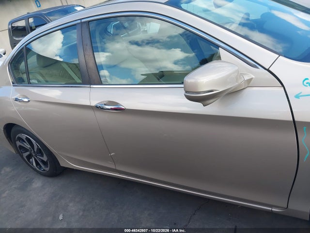 Honda ACCORD EX 2017 1HGCR2F72HA297945 Image 14