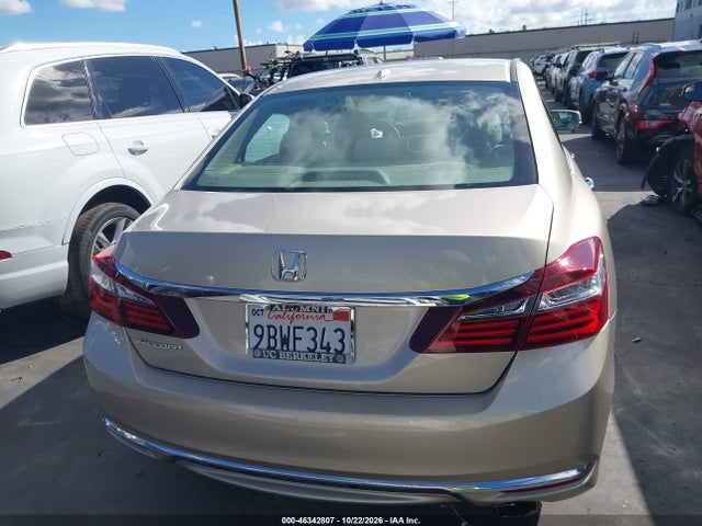 Honda ACCORD EX 2017 1HGCR2F72HA297945 Image 17