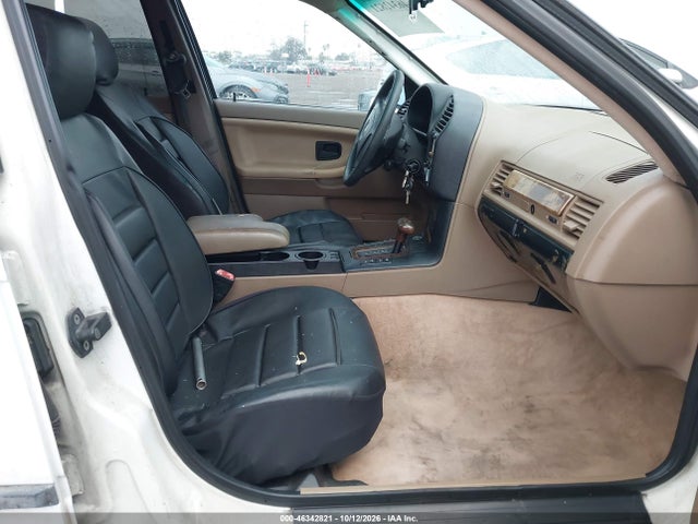 46342821 :رقم المزاد ، WBACB4324SFM22720 vin ، 1995 Bmw 325 I Automatic مزاد بيع