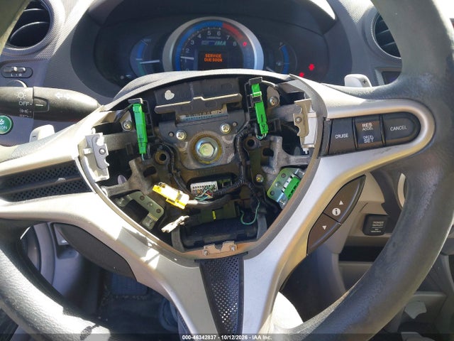 2010 Honda Insight Ex მანქანა იყიდება აუქციონზე, vin: JHMZE2H76AS024877, აუქციონის ნომერი: 46342837