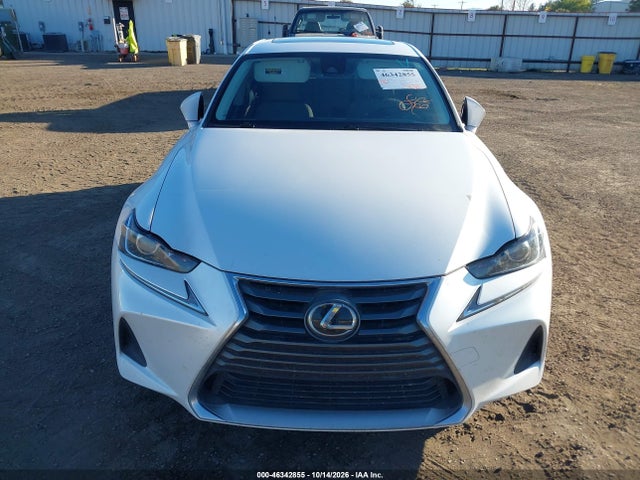 Lexus IS 300 2017 JTHCM1D29H5020859 Image 12