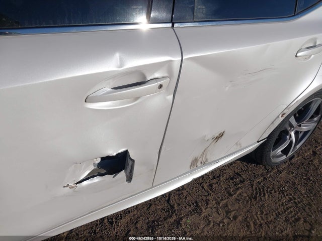 Lexus IS 300 2017 JTHCM1D29H5020859 Image 6