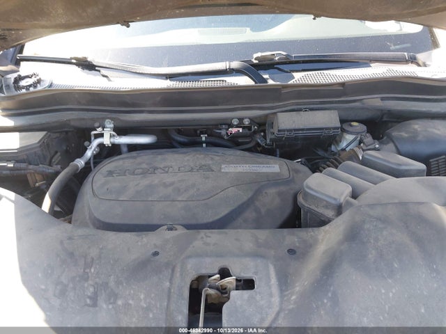 Продажа на аукционе авто 2016 Honda Pilot Touring, vin: 5FNYF5H95GB041561, номер лота: 46342990