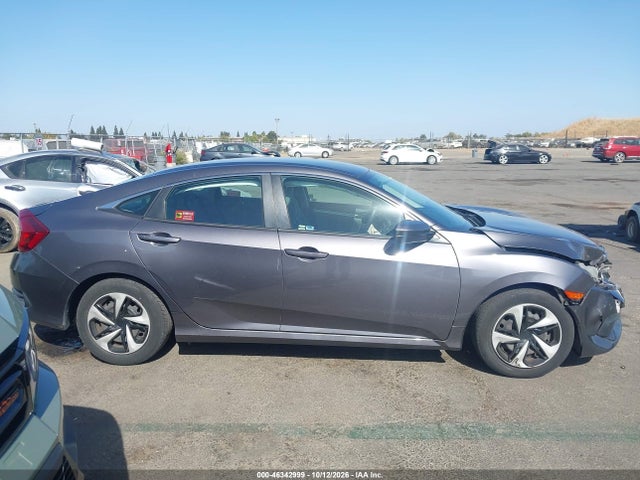 Продажа на аукционе авто 2018 Honda Civic Lx, vin: 2HGFC2F53JH510079, номер лота: 46342999