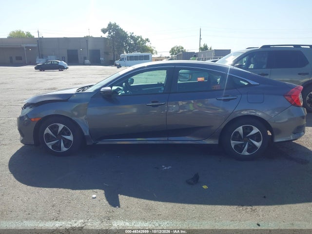 Продажа на аукционе авто 2018 Honda Civic Lx, vin: 2HGFC2F53JH510079, номер лота: 46342999