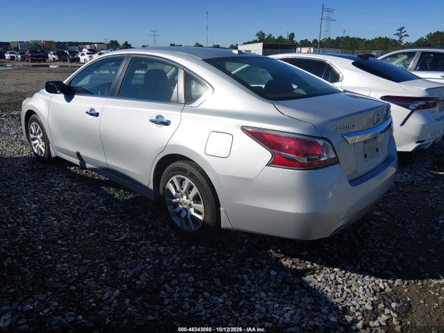2015 Nissan Altima 2.5 S მანქანა იყიდება აუქციონზე, vin: 1N4AL3AP1FN389659, აუქციონის ნომერი: 46343050