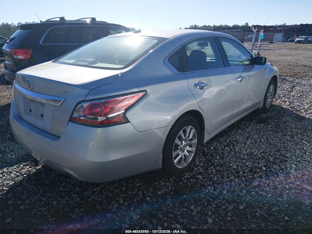2015 Nissan Altima 2.5 S მანქანა იყიდება აუქციონზე, vin: 1N4AL3AP1FN389659, აუქციონის ნომერი: 46343050