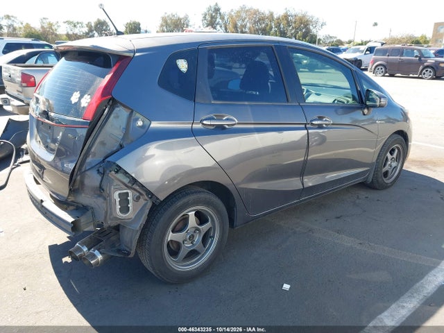 46343235 :رقم المزاد ، 3HGGK5G59HM714128 vin ، 2017 Honda Fit Lx مزاد بيع