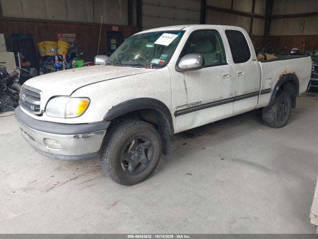 46343432 :رقم المزاد ، 5TBBT4411YS046271 vin ، 2000 Toyota Tundra Sr5 V8 مزاد بيع