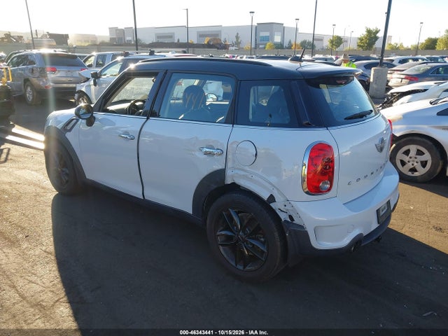 Mini Countryman Cooper S 2016 WMWZC3C5XGWT10149 Image 3