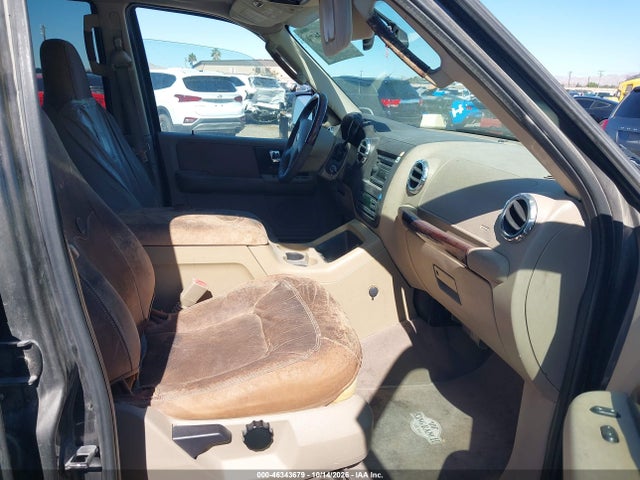 2005 Ford Expedition Eddie Bauer/king Ranch მანქანა იყიდება აუქციონზე, vin: 1FMFU17525LB10796, აუქციონის ნომერი: 46343679