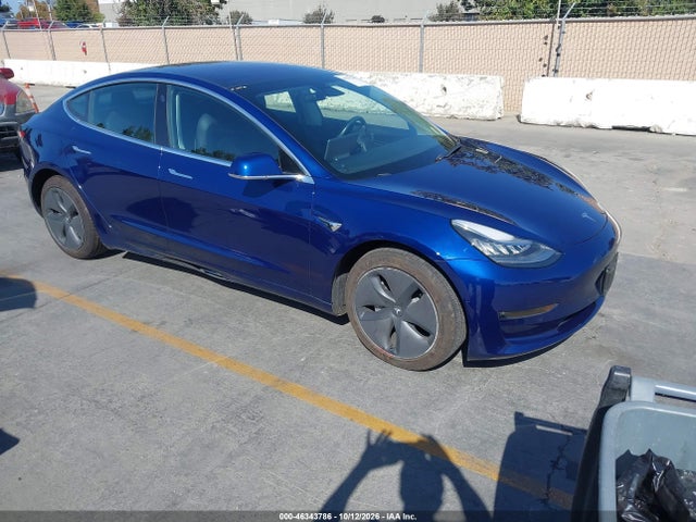 Продаж на аукціоні авто 2018 Tesla Model 3 Long Range/mid Range, vin: 5YJ3E1EA3JF160706, номер лоту: 46343786