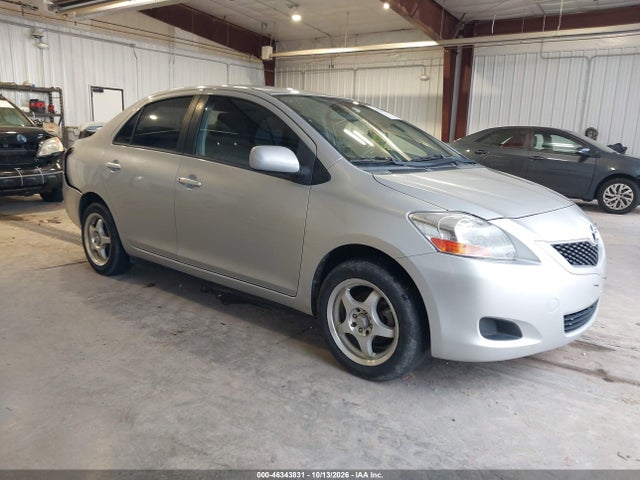 46343831 :رقم المزاد ، JTDBT903X94051087 vin ، 2009 Toyota Yaris مزاد بيع