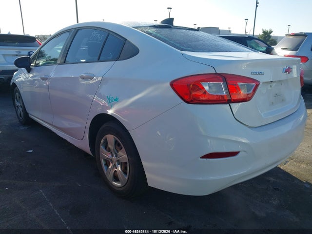 46343884 :رقم المزاد ، 1G1BC5SM7J7123034 vin ، 2018 Chevrolet Cruze Ls Auto مزاد بيع