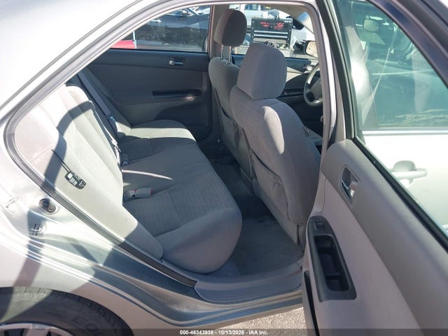 46343938 :رقم المزاد ، 4T1BE30K45U529007 vin ، 2005 Toyota Camry Le مزاد بيع