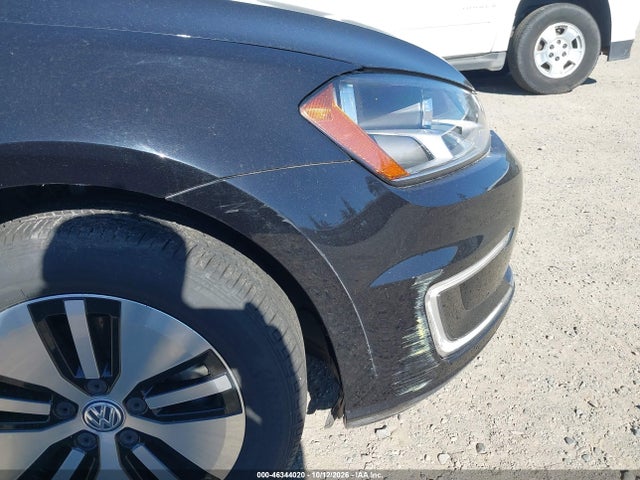 WVWKP7AU5GW916257 Volkswagen E-golf Se