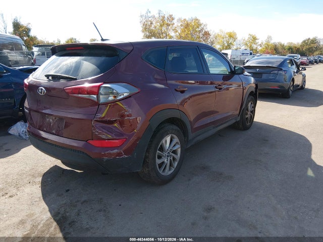46344056 :رقم المزاد ، KM8J23A48HU262821 vin ، 2017 Hyundai Tucson Se مزاد بيع