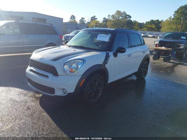 Продаж на аукціоні авто 2015 Mini Countryman Cooper S, vin: WMWZC3C57FWT01438, номер лоту: 46344116