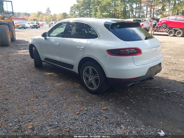 46344198 :رقم المزاد ، WP1AB2A57FLB61911 vin ، 2015 Porsche Macan S مزاد بيع