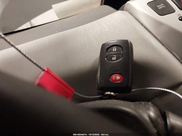 46344214 :رقم المزاد ، JTDZN3EU2C3019898 vin ، 2012 Toyota Prius V Three مزاد بيع