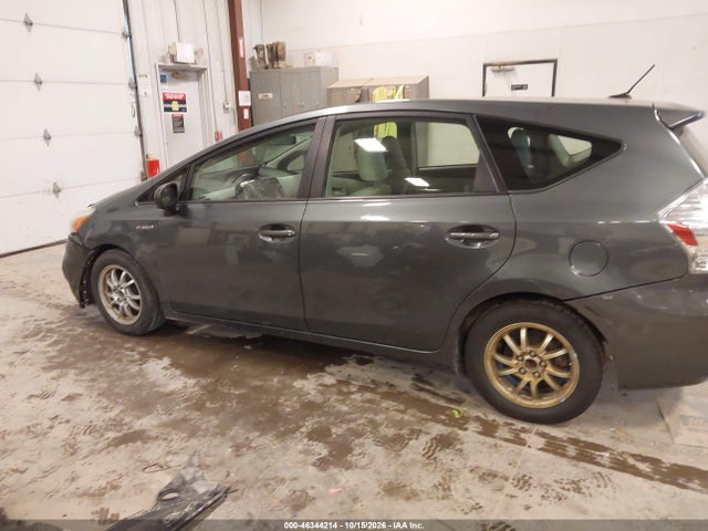 46344214 :رقم المزاد ، JTDZN3EU2C3019898 vin ، 2012 Toyota Prius V Three مزاد بيع