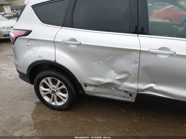 46344216 :رقم المزاد ، 1FMCU9GD5HUC41793 vin ، 2017 Ford Escape Se مزاد بيع