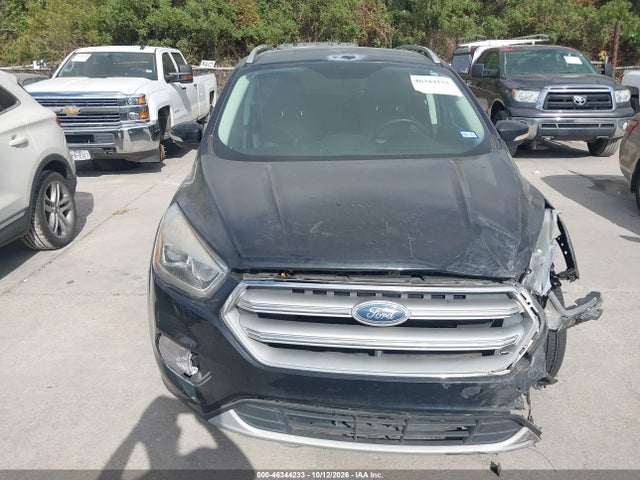 46344233 :رقم المزاد ، 1FMCU9JD2HUA00248 vin ، 2017 Ford Escape Titanium مزاد بيع
