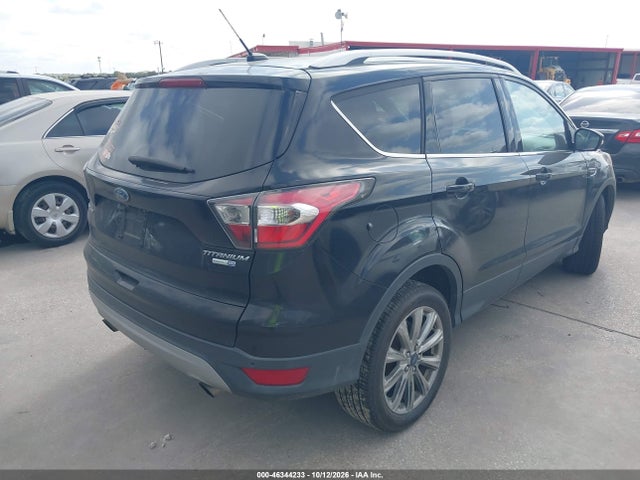 46344233 :رقم المزاد ، 1FMCU9JD2HUA00248 vin ، 2017 Ford Escape Titanium مزاد بيع