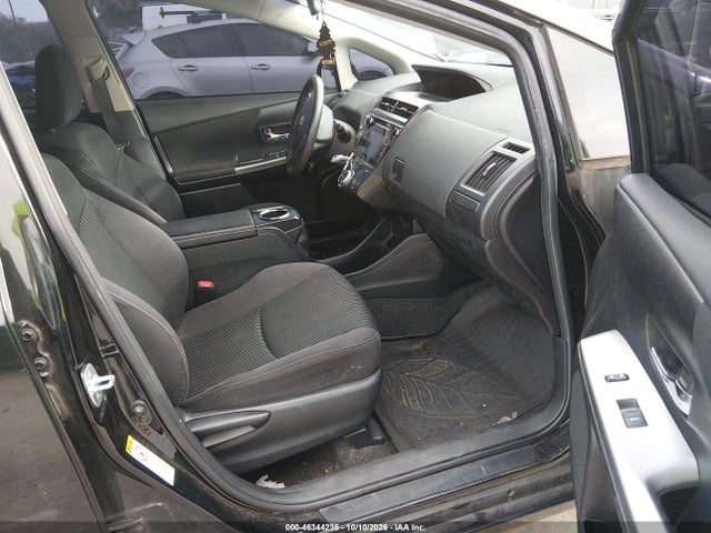 JTDZN3EU6HJ056861 Toyota Prius V Two