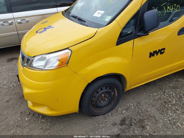 2015 Nissan Nv200 Taxi მანქანა იყიდება აუქციონზე, vin: 3N8CM0JTXFK712466, აუქციონის ნომერი: 46344277