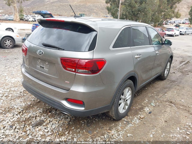 KIA Sorento 2.4l Lx 2019 5XYPG4A37KG536838 Image 4