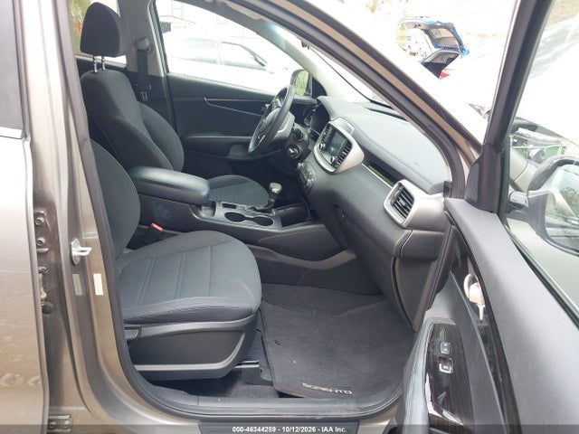 KIA Sorento 2.4l Lx 2019 5XYPG4A37KG536838 Image 5