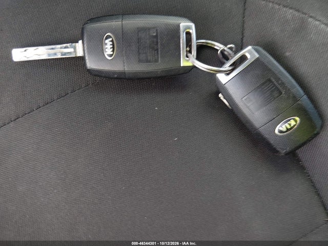 2017 Kia Soul მანქანა იყიდება აუქციონზე, vin: KNDJN2A2XH7467804, აუქციონის ნომერი: 46344301