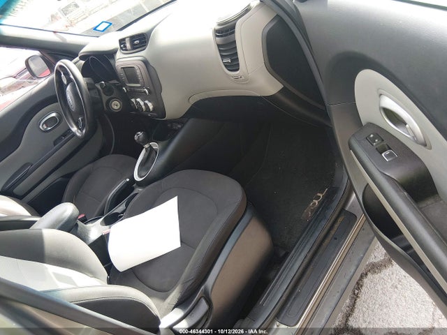 2017 Kia Soul მანქანა იყიდება აუქციონზე, vin: KNDJN2A2XH7467804, აუქციონის ნომერი: 46344301