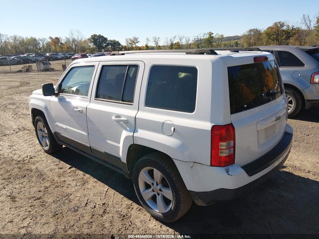 2016 Jeep Patriot Latitude მანქანა იყიდება აუქციონზე, vin: 1C4NJPFA2GD794885, აუქციონის ნომერი: 46344326