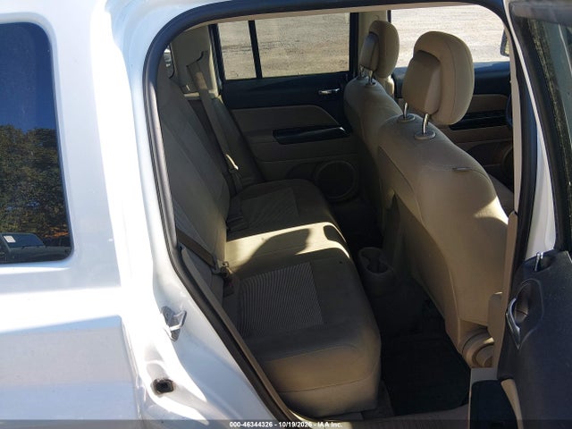 2016 Jeep Patriot Latitude მანქანა იყიდება აუქციონზე, vin: 1C4NJPFA2GD794885, აუქციონის ნომერი: 46344326