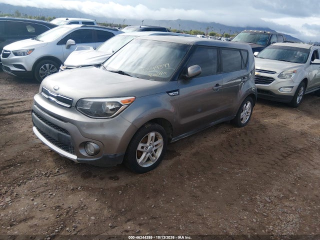 KIA SOUL + 2018 KNDJP3A57J7567245 Image 2