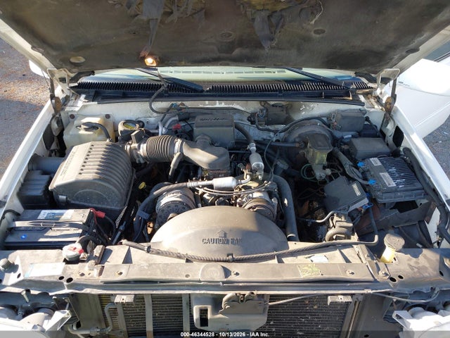 46344528 :رقم المزاد ، 1GYEK63R1YR172522 vin ، 2000 Cadillac Escalade Standard مزاد بيع