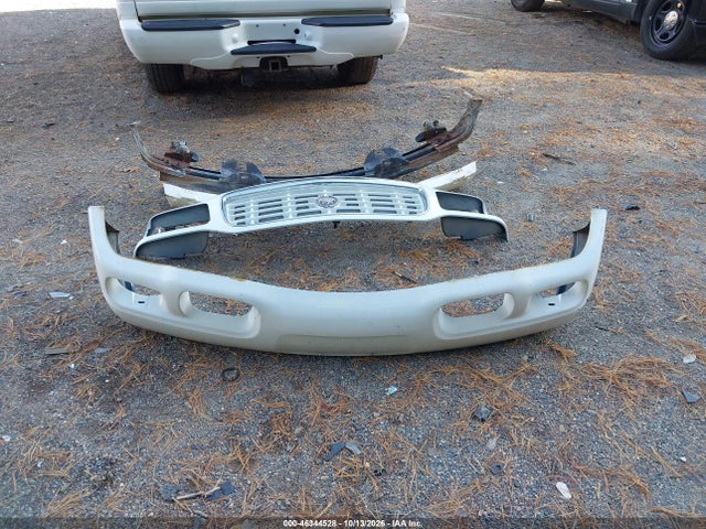46344528 :رقم المزاد ، 1GYEK63R1YR172522 vin ، 2000 Cadillac Escalade Standard مزاد بيع