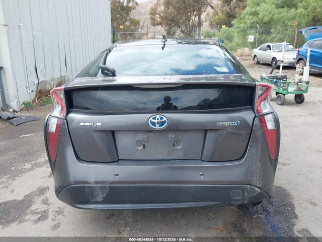 Toyota Prius Two 2018 JTDKBRFU5J3067307 Image 16