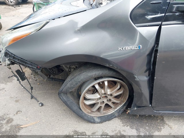 Toyota Prius Two 2018 JTDKBRFU5J3067307 Image 17