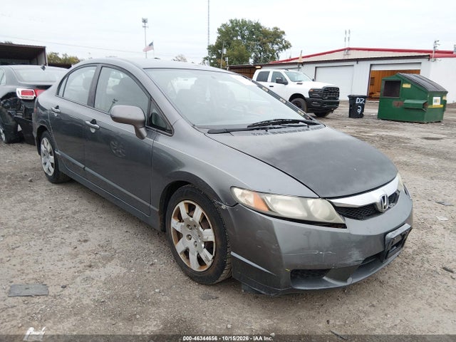 46344656 :رقم المزاد ، 19XFA1F57BE024094 vin ، 2011 Honda Civic Lx مزاد بيع