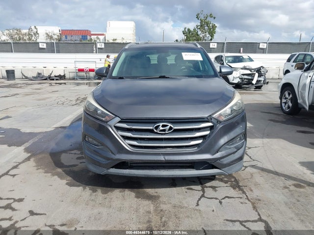 2018 Hyundai Tucson Sel მანქანა იყიდება აუქციონზე, vin: KM8J33A44JU672132, აუქციონის ნომერი: 46344675