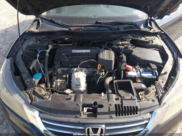 46344718 :رقم المزاد ، 1HGCR2F7XFA040092 vin ، 2015 Honda Accord Ex مزاد بيع